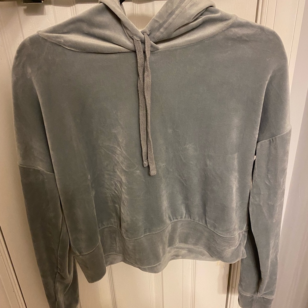 Soft Gray Cropped Hoodie